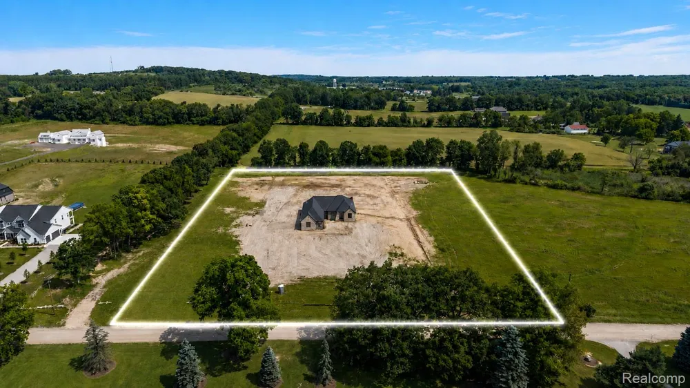 4025 Taft Road Bruce Township, MI 48065