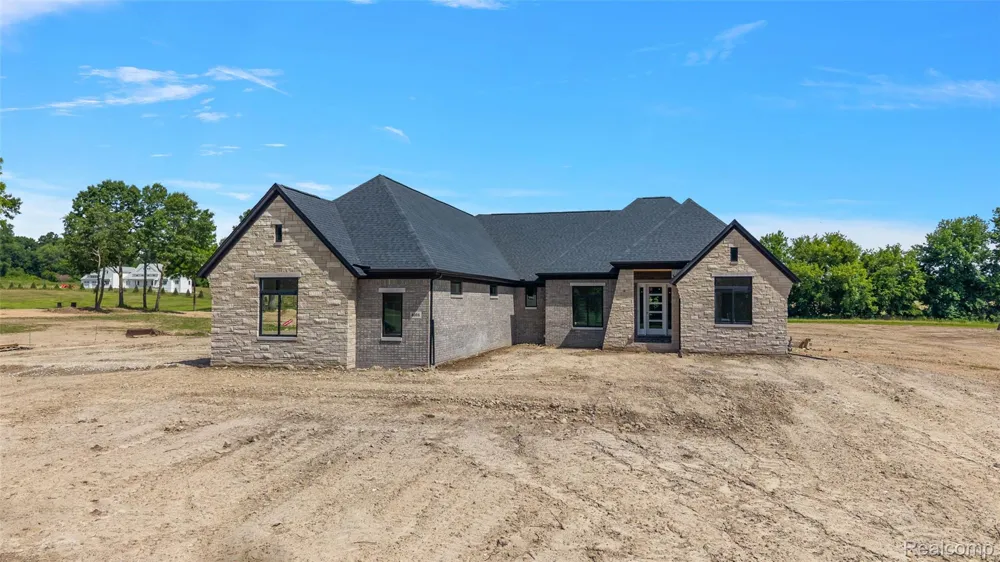 4025 Taft Road Bruce Township, MI 48065