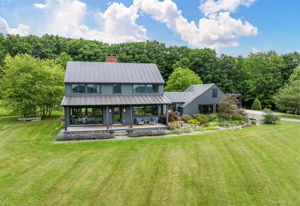53 May Lane Chatham, NY 12165