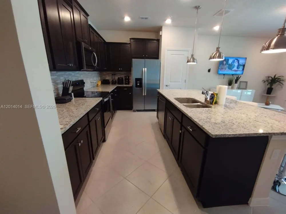 1292 BLUE ISLAND DRIVE #1292 Clermont, FL 34714