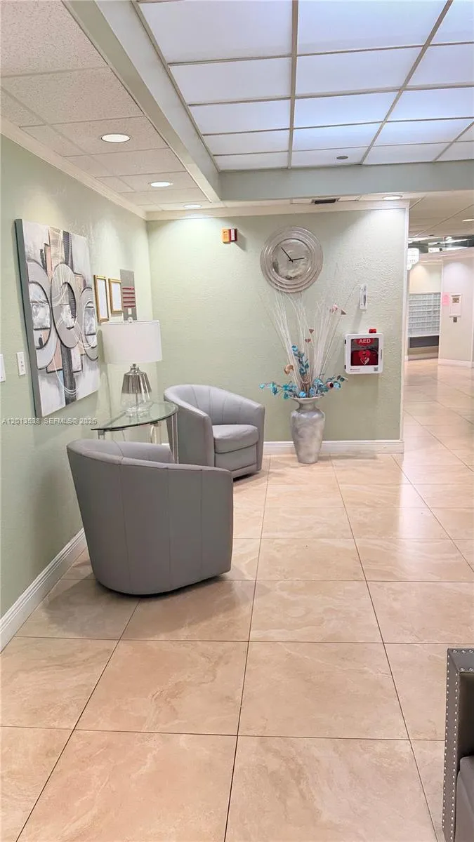 900 Saint Charles Pl #520 Pembroke Pines, FL 33026