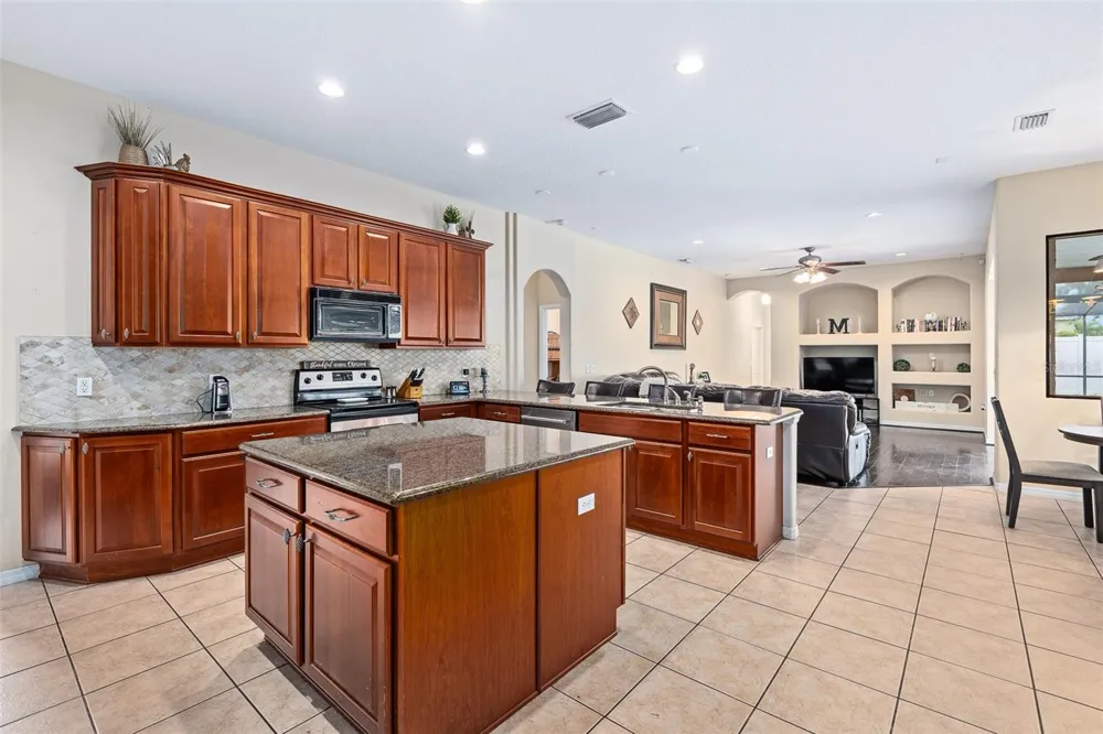 1059 NATURAL OAKS DRIVE Orange City, FL 32763