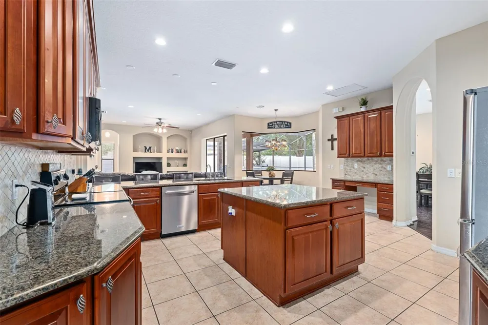 1059 NATURAL OAKS DRIVE Orange City, FL 32763