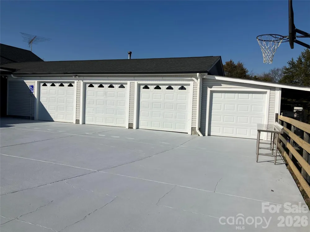 13215 Pine Bluff Road Midland, NC 28107