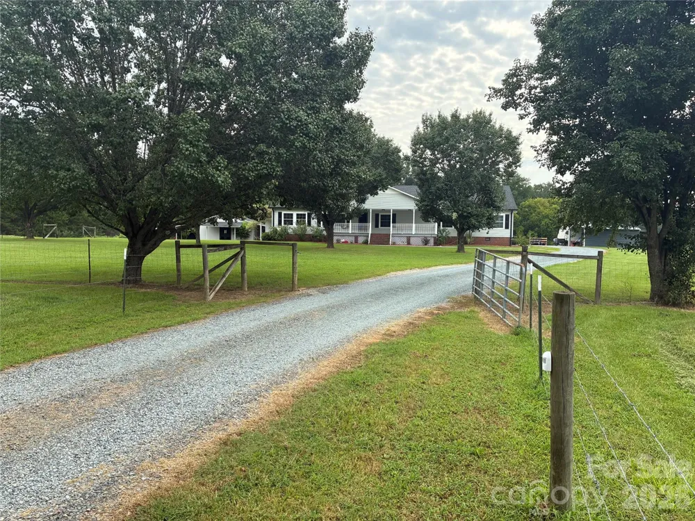 13215 Pine Bluff Road Midland, NC 28107