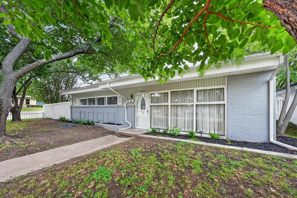 1603 William Brewster Street Irving, TX 75061