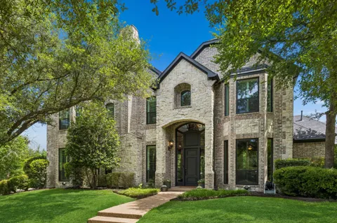 310 Deer Path