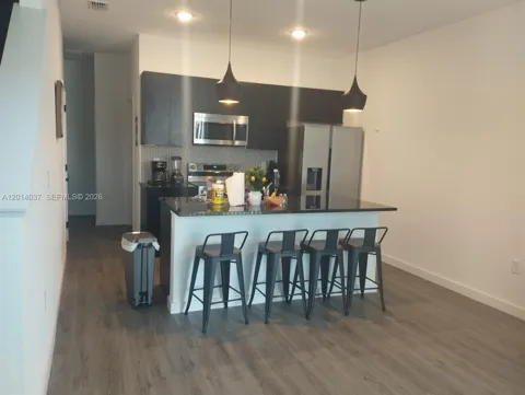 8781 ZEN Dr