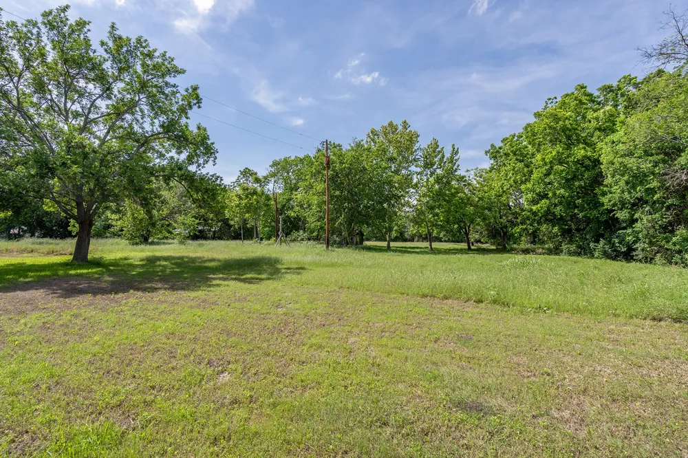 700 Main Street Liberty Hill, TX 78642