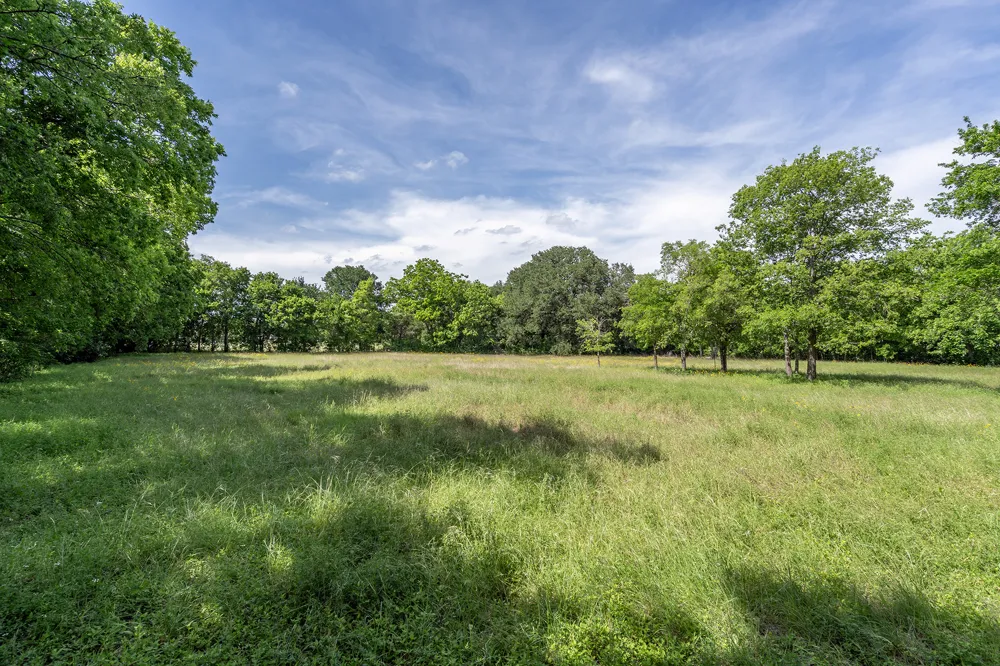 700 Main Street Liberty Hill, TX 78642