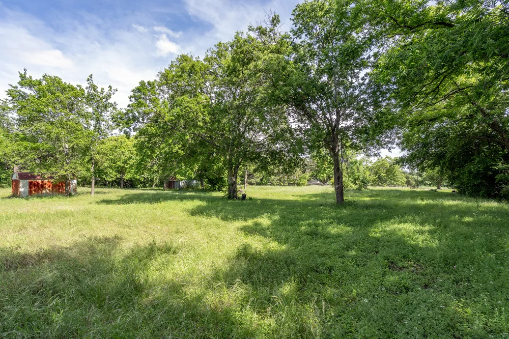 700 Main Street Liberty Hill, TX 78642