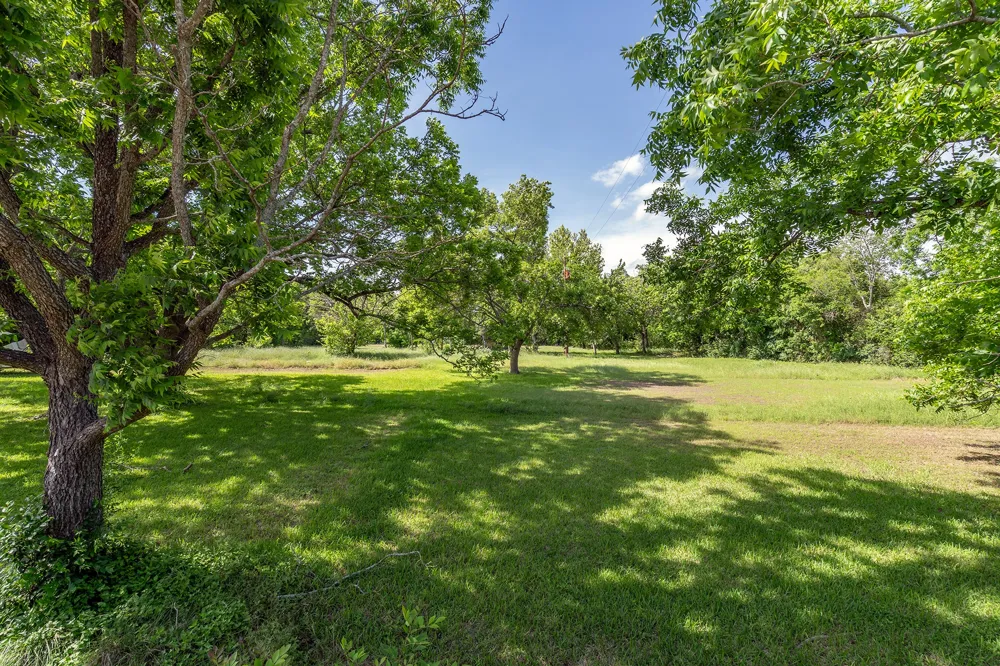 700 Main Street Liberty Hill, TX 78642