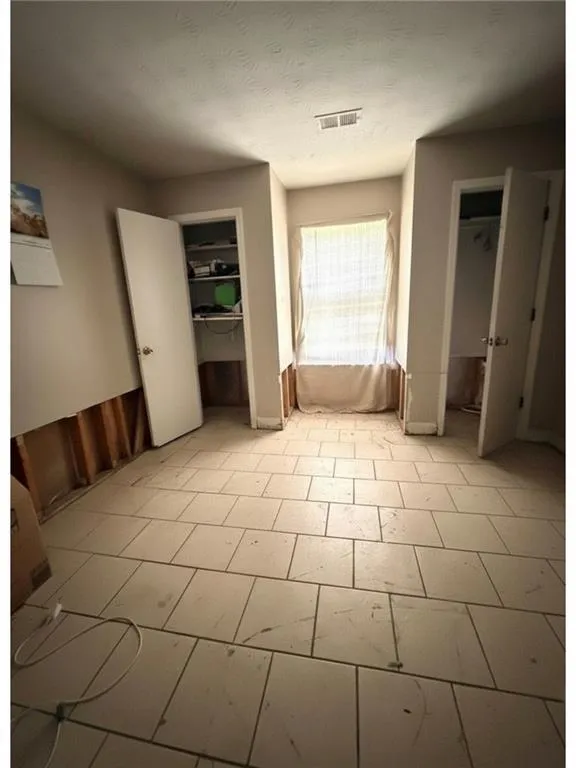 5374 Cherry Wood Drive Stone Mountain, GA 30083