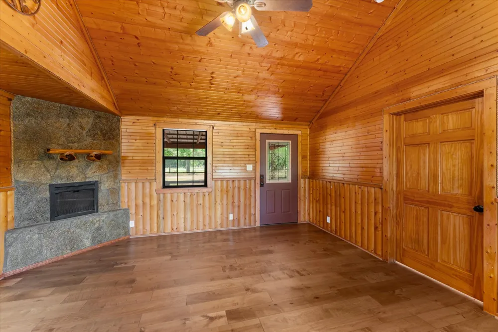 3983 E. Hwy 154 Quitman, TX 75783