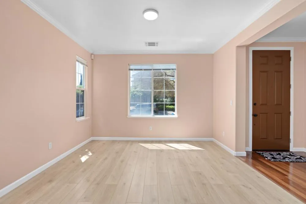 5749 Oakmont Drive Richmond, CA 94806
