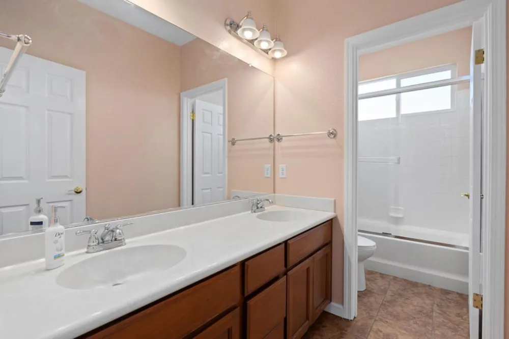 5749 Oakmont Drive Richmond, CA 94806