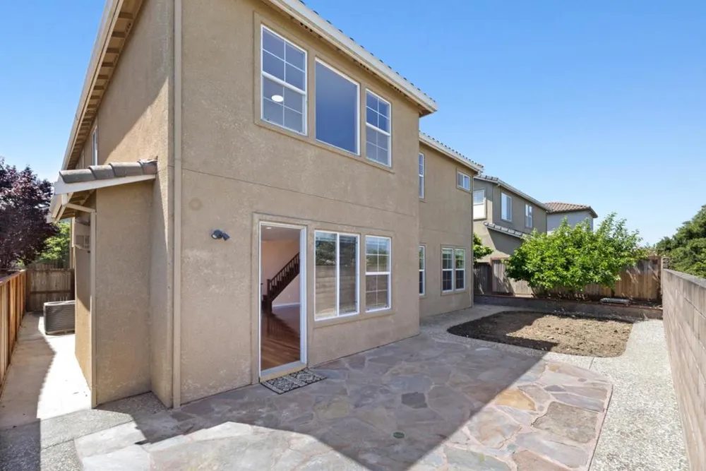 5749 Oakmont Drive Richmond, CA 94806
