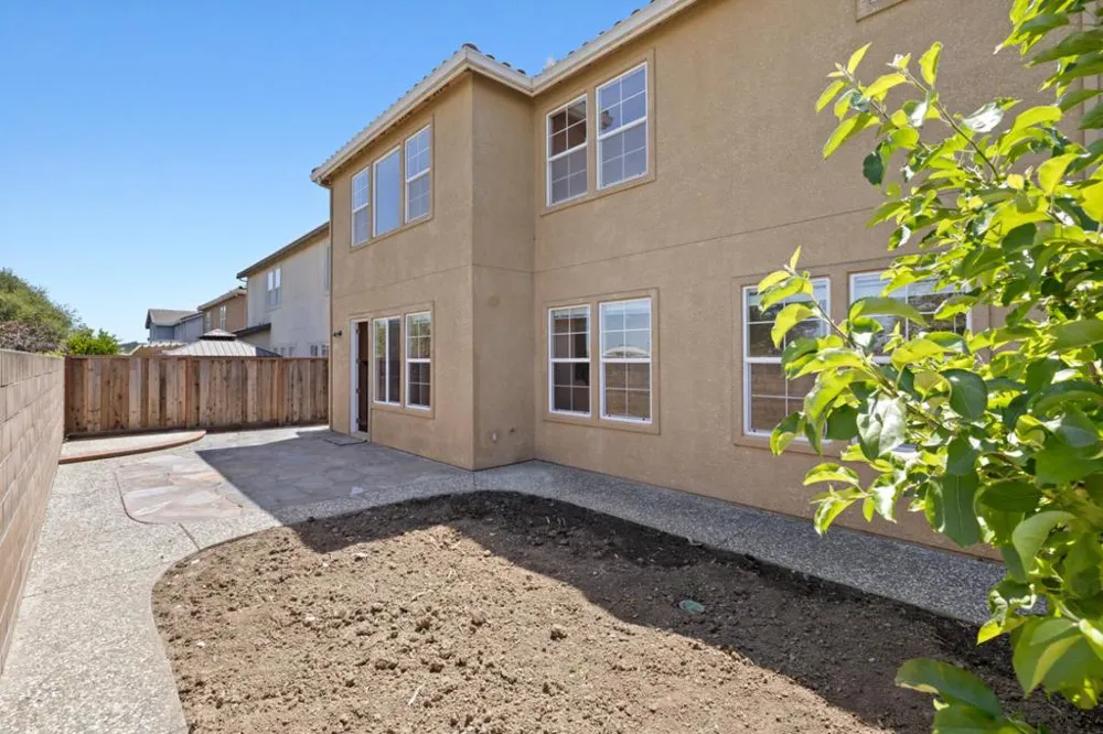 5749 Oakmont Drive Richmond, CA 94806