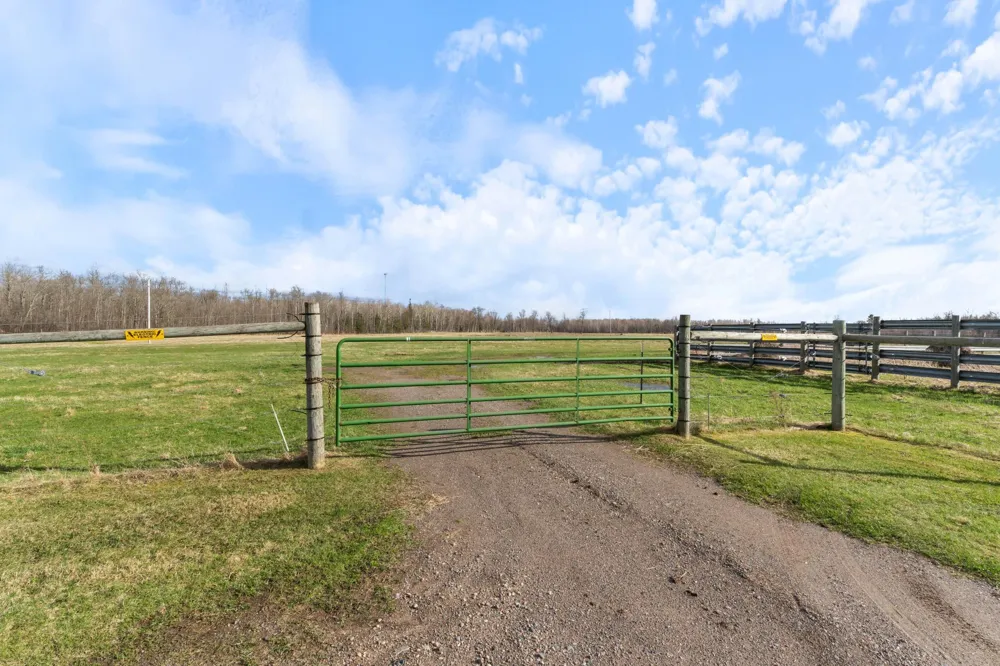 11769 Laurie Road Floodwood, MN 55736