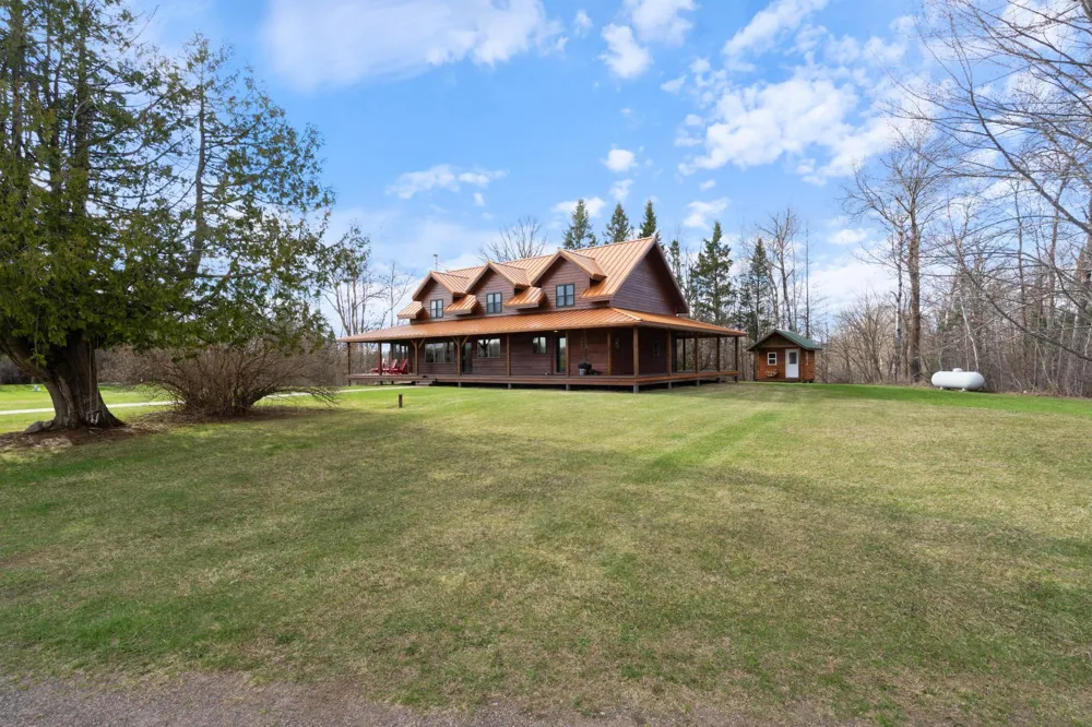 11769 Laurie Road Floodwood, MN 55736
