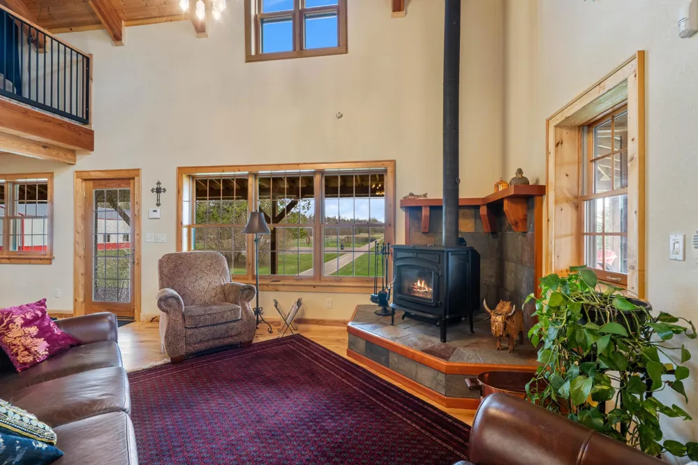11769 Laurie Road Floodwood, MN 55736