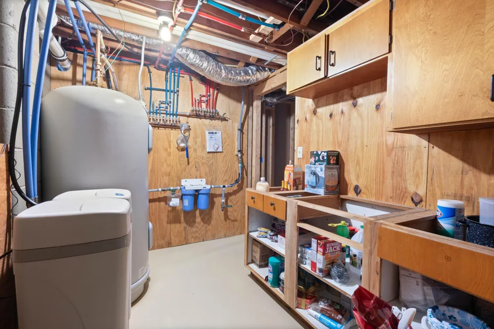11769 Laurie Road Floodwood, MN 55736