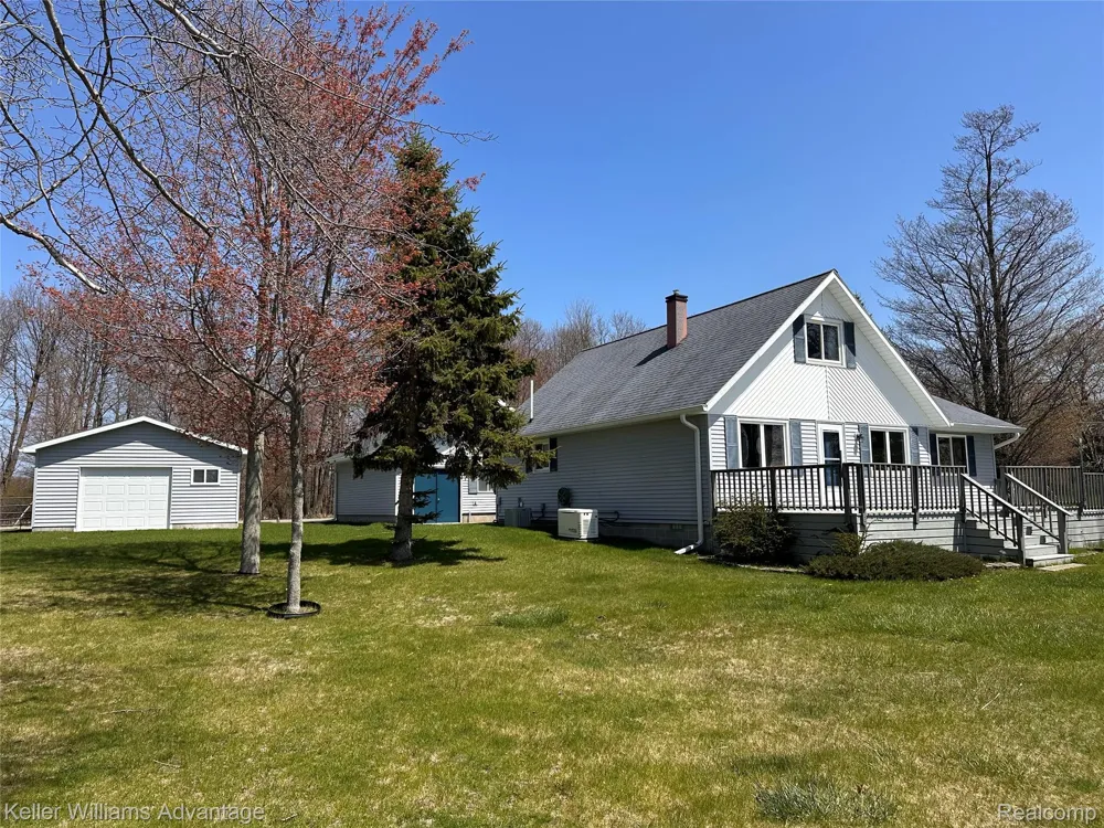2800 E Booth Road Au Gres Township, MI 48703