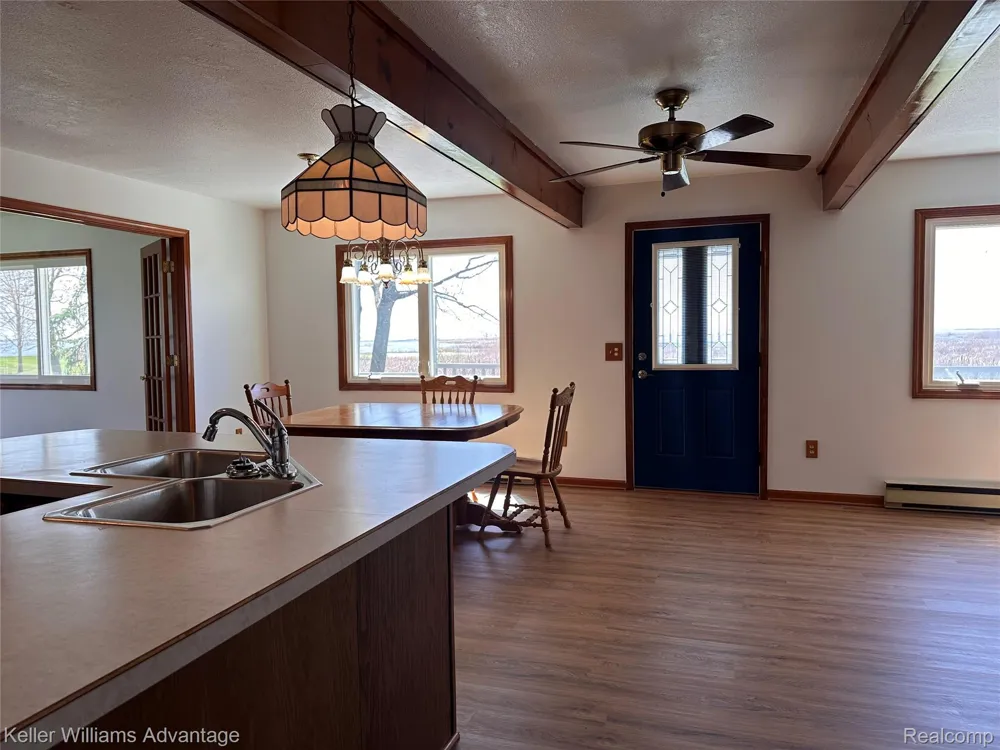 2800 E Booth Road Au Gres Township, MI 48703