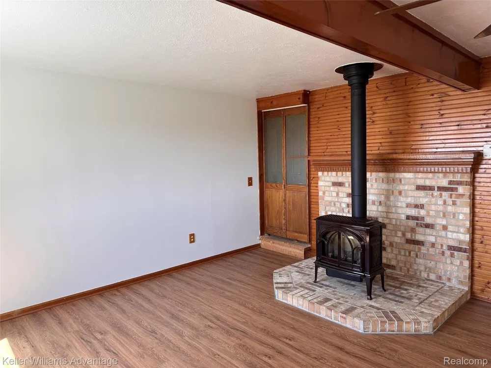 2800 E Booth Road Au Gres Township, MI 48703