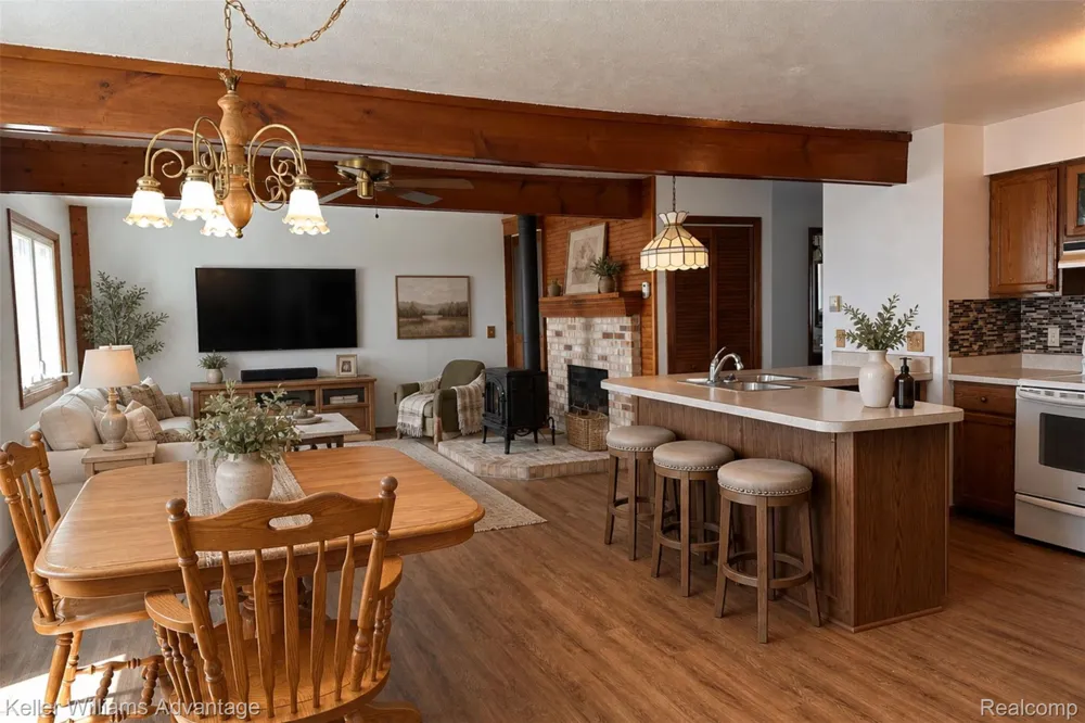 2800 E Booth Road Au Gres Township, MI 48703