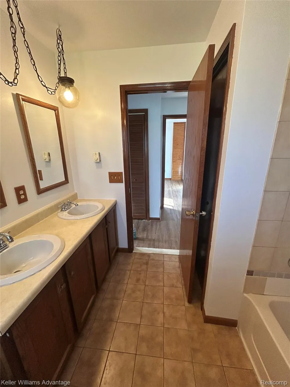 2800 E Booth Road Au Gres Township, MI 48703