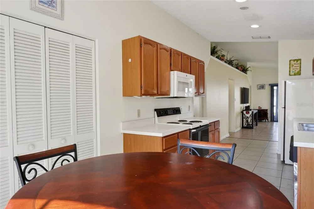 6264 PEACOCK RUN Lakeland, FL 33809