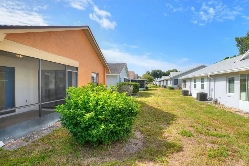 6264 PEACOCK RUN Lakeland, FL 33809