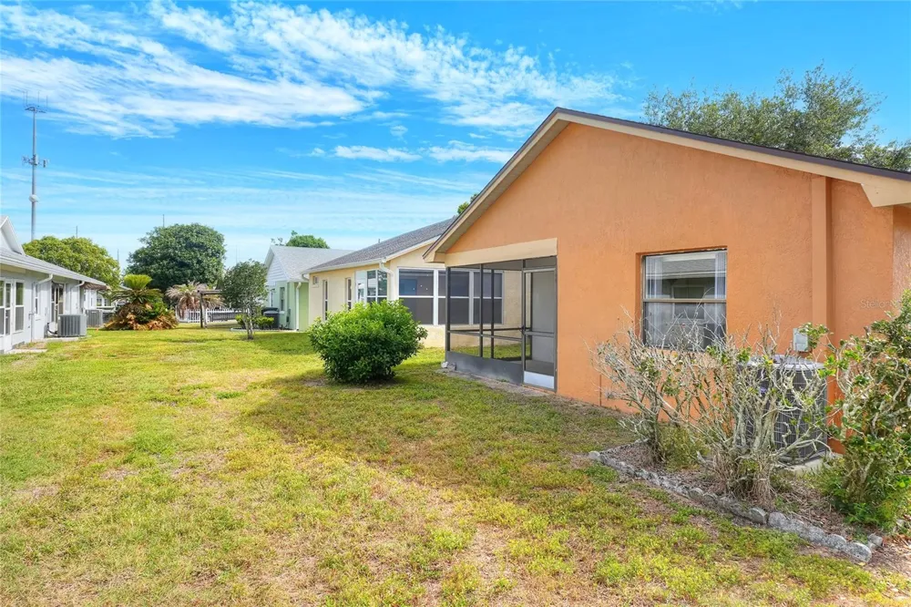 6264 PEACOCK RUN Lakeland, FL 33809