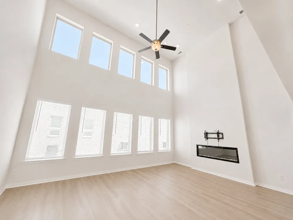321 Ukiah Street Lewisville, TX 75056