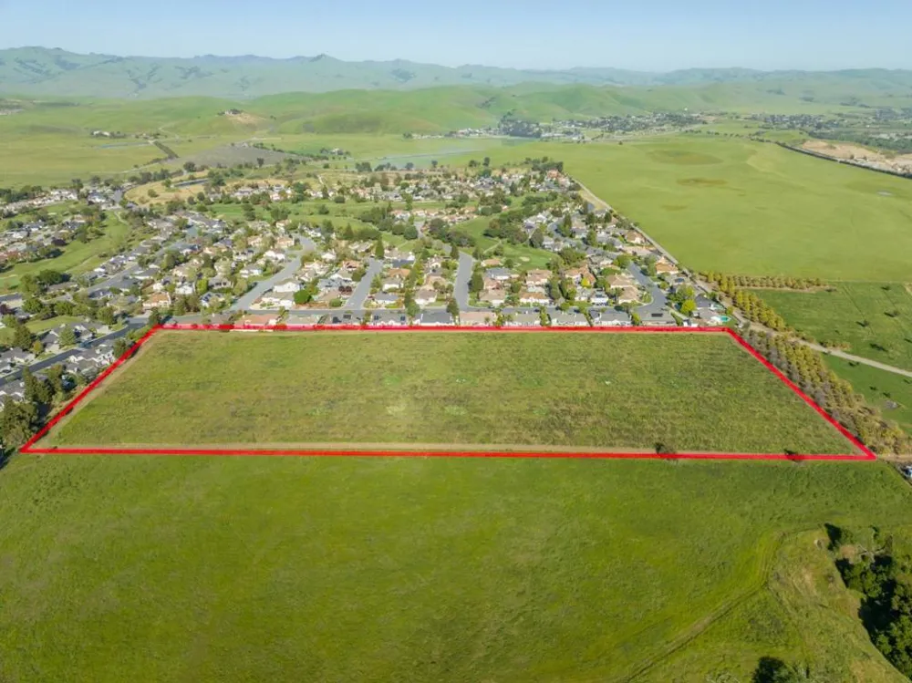 5181 Southside Road Hollister, CA 95023