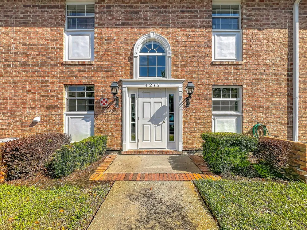 4212 LAKE UNDERHILL ROAD #5D11 Orlando, FL 32803