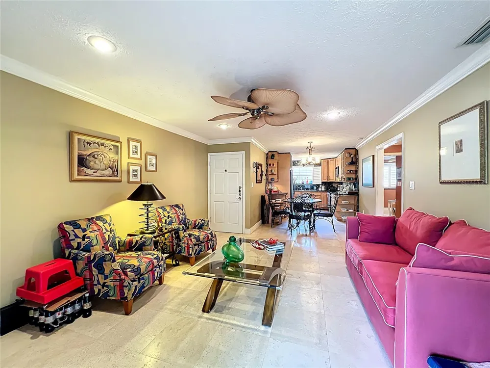 4212 LAKE UNDERHILL ROAD #5D11 Orlando, FL 32803