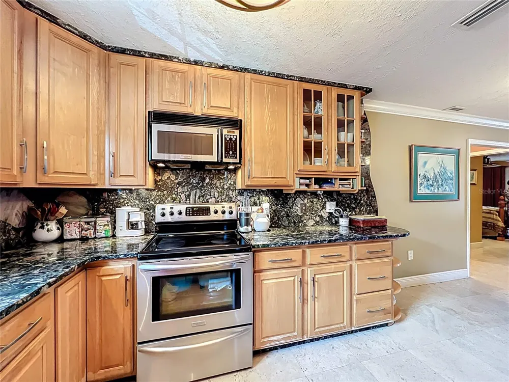 4212 LAKE UNDERHILL ROAD #5D11 Orlando, FL 32803