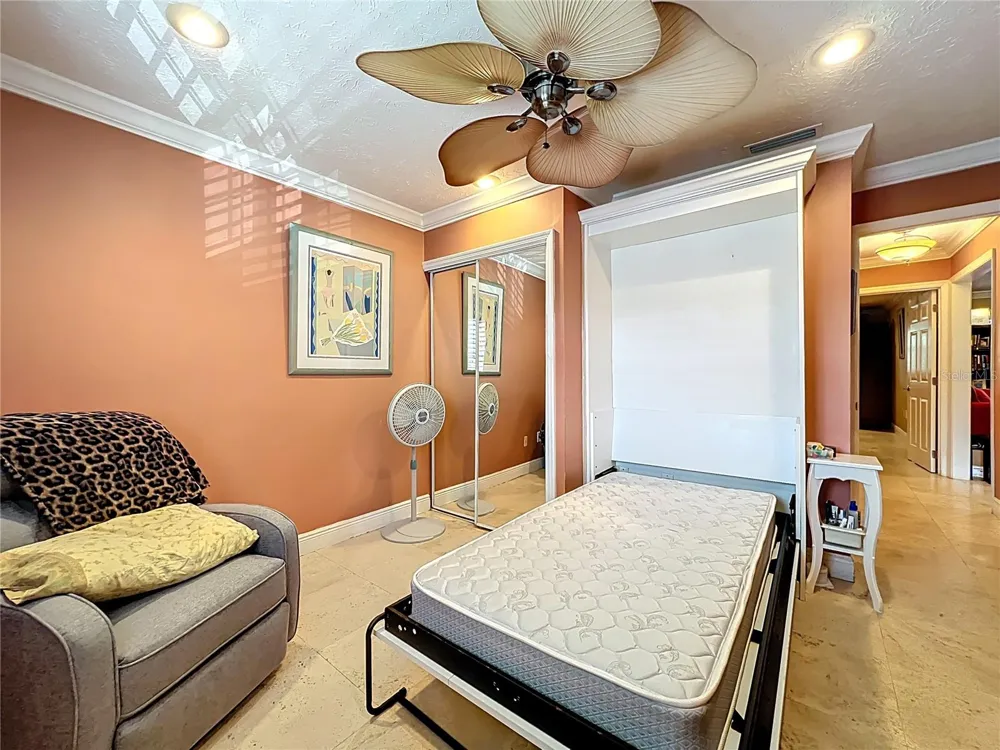 4212 LAKE UNDERHILL ROAD #5D11 Orlando, FL 32803