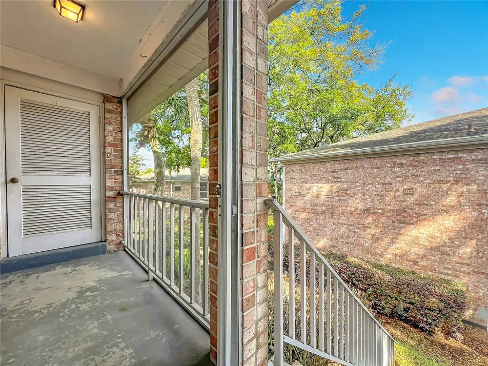 4212 LAKE UNDERHILL ROAD #5D11 Orlando, FL 32803