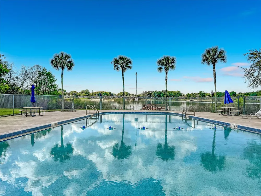 4212 LAKE UNDERHILL ROAD #5D11 Orlando, FL 32803