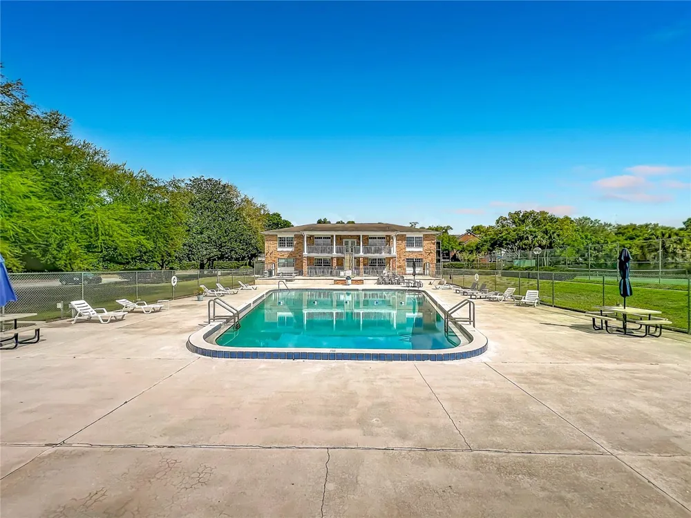 4212 LAKE UNDERHILL ROAD #5D11 Orlando, FL 32803