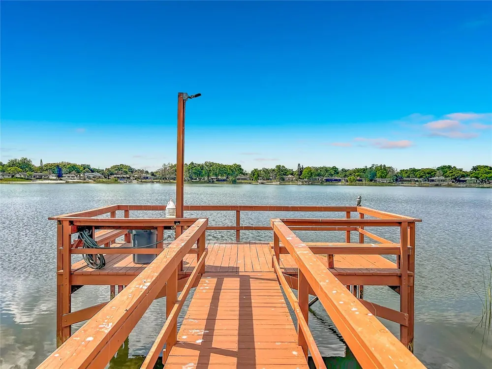 4212 LAKE UNDERHILL ROAD #5D11 Orlando, FL 32803