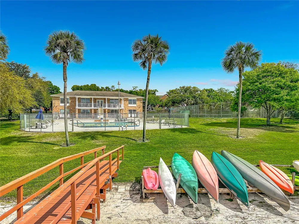 4212 LAKE UNDERHILL ROAD #5D11 Orlando, FL 32803