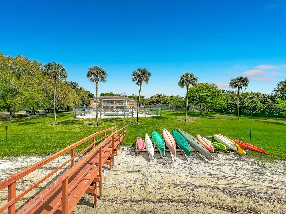 4212 LAKE UNDERHILL ROAD #5D11 Orlando, FL 32803