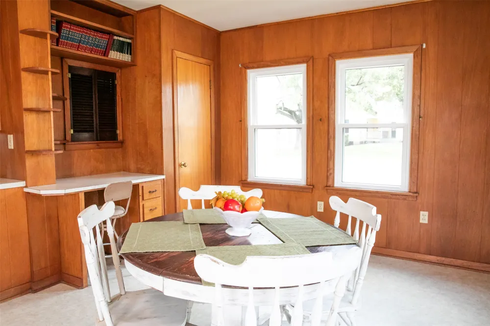 400 Brazos Street Burton, TX 77835