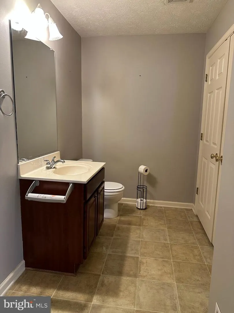 2066 HONEYSUCKLE LANE Winchester, VA 22601