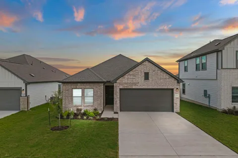 160 Wind Hill