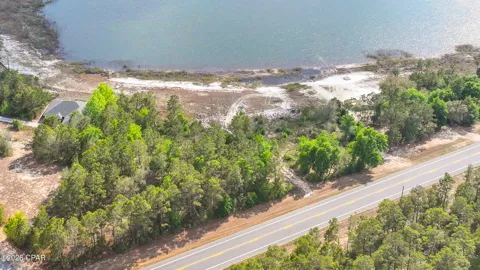 462 E Highway 20
